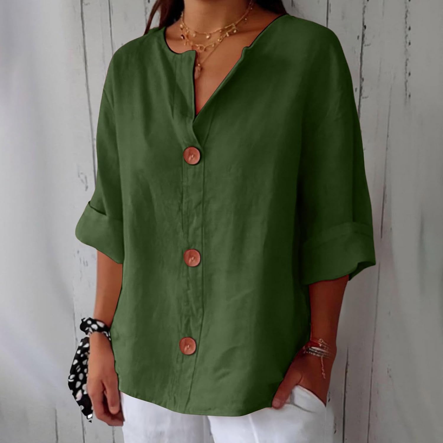 Julia – Loose-Fitting Elegant Blouse