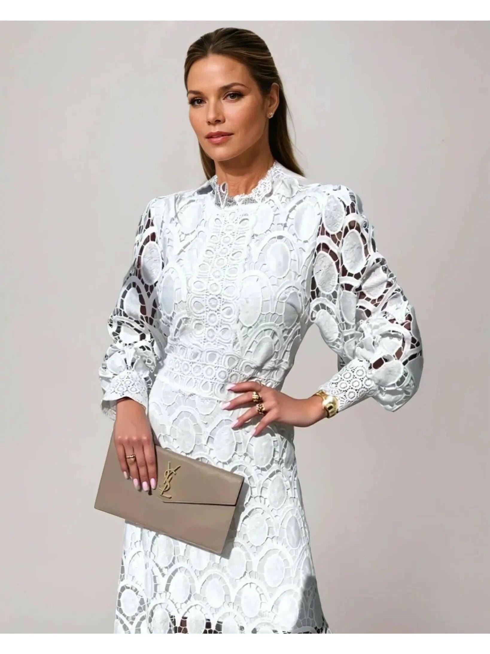 Amélie – French Lace Dress